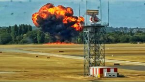 Plane Crash London Viral Video